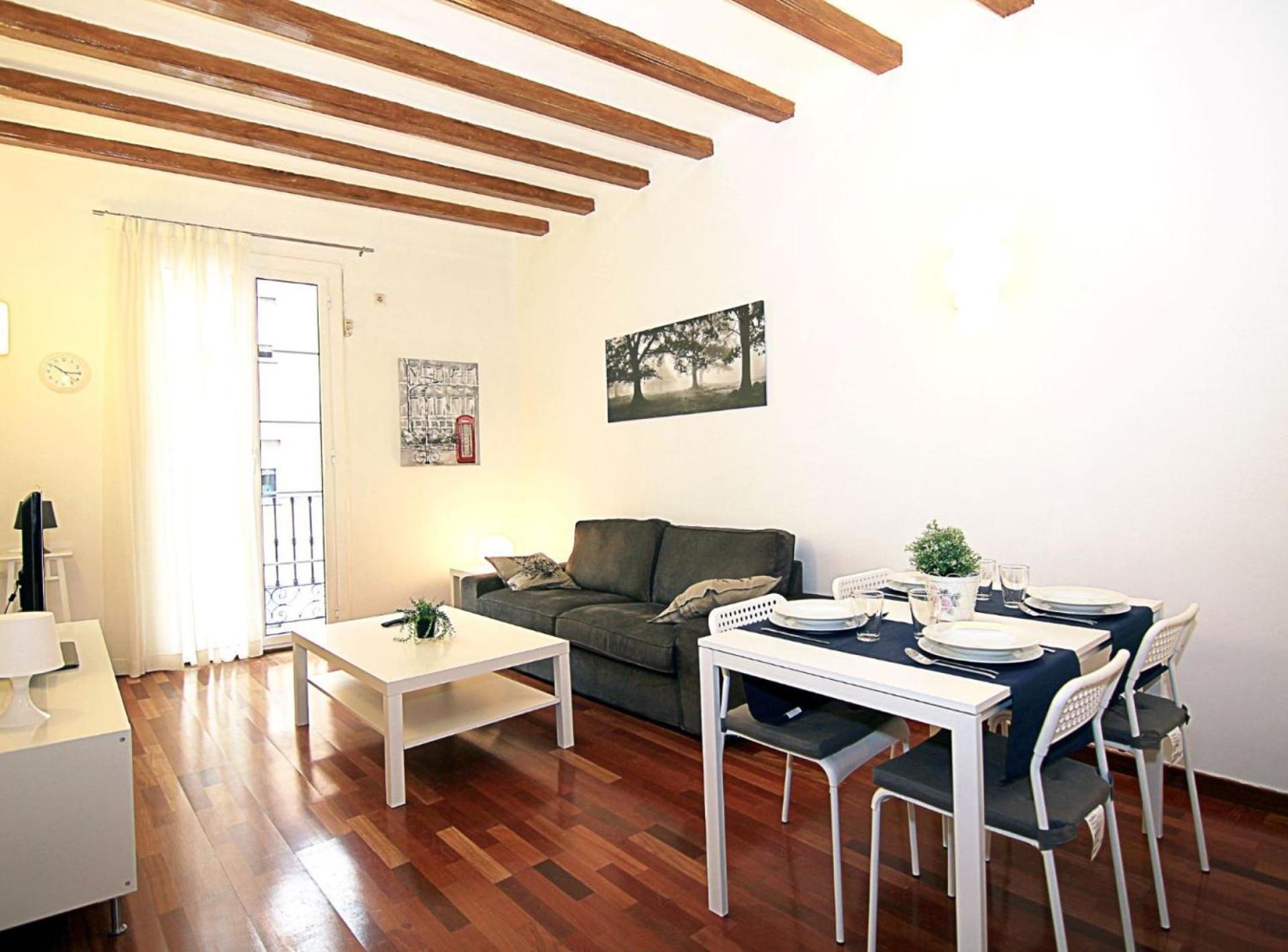 Muntanya - Apartments & One With Terrace Next To Sagrada Familia - Barcelona — Photos 2
